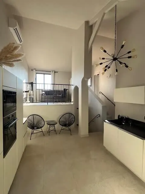 Cozy House With A Pool In Sainte-Maxime 빌라 0*,  프랑스
