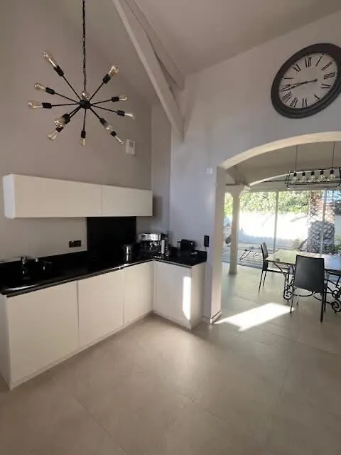펜션 Cozy House With A Pool In Sainte-Maxime 빌라