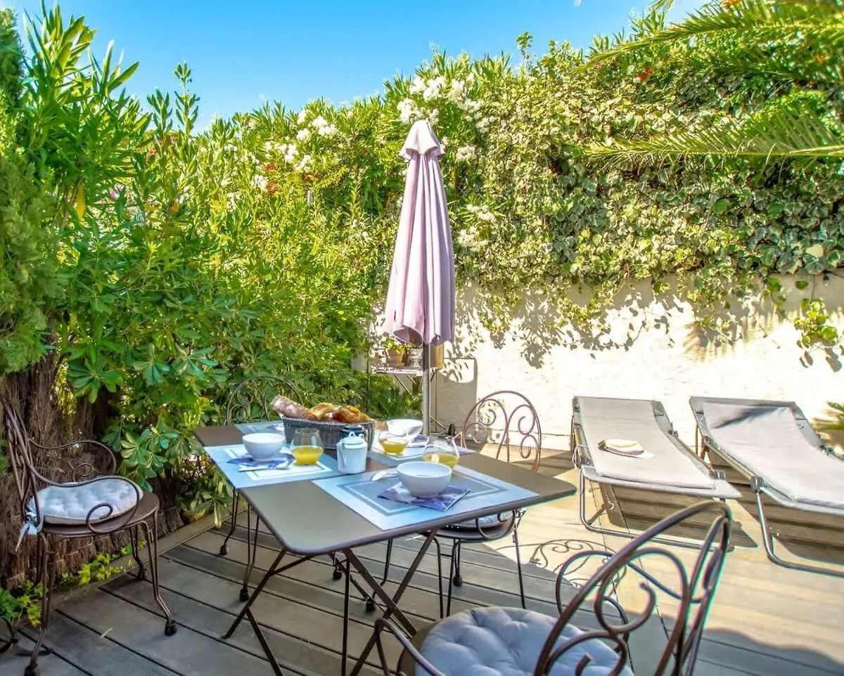Holiday home Cozy House With A Pool In Sainte-Maxime Villa